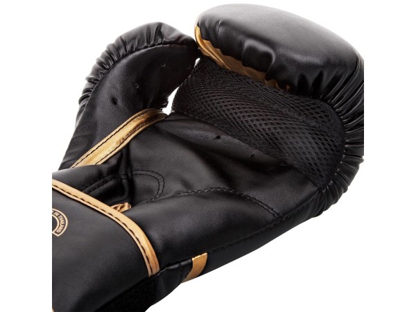 Боксови ръкавици Venum Challenger 2.0 Boxing Gloves black gold