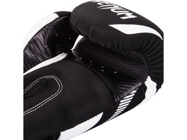 Боксови ръкавици Venum Impact Boxing Gloves black white