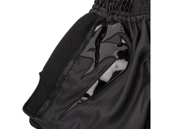 Шорти Venum Giant Muay Thai Shorts black black